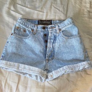 Vintage high rise shorts